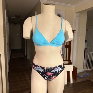 ROXY Bikini Top Small Blue “Bachelor Button” | Beach Classics Fixed Triangle